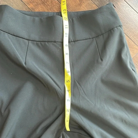 Good American The Exec Pant Black Straight leg Ankle zip Size L NWT Stretch - Picture 8 of 15